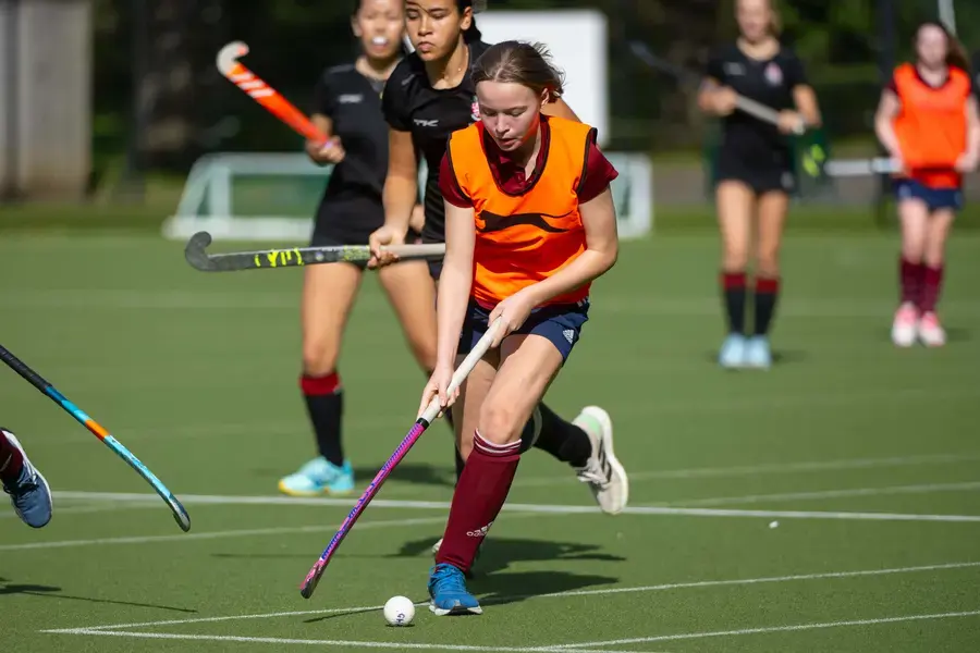 girl_playing_hockey_kes_bath_private_school_in_bath_and_southwest_englandOn Page Image (Small)